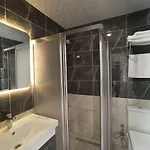 Hotel Avcilar Garden 3*