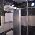 Avcilar Garden Hotel 3*