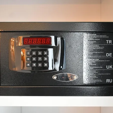 Avcilar Garden Hotel 3*