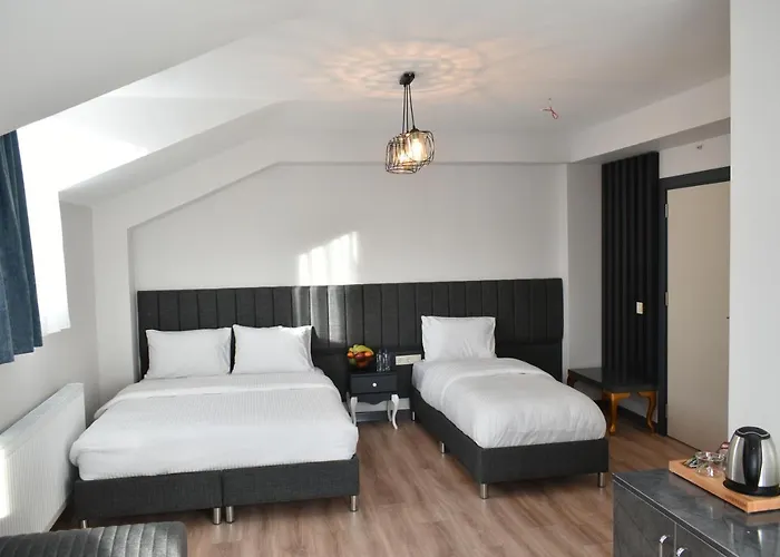 Avcilar Garden Hotel 3*