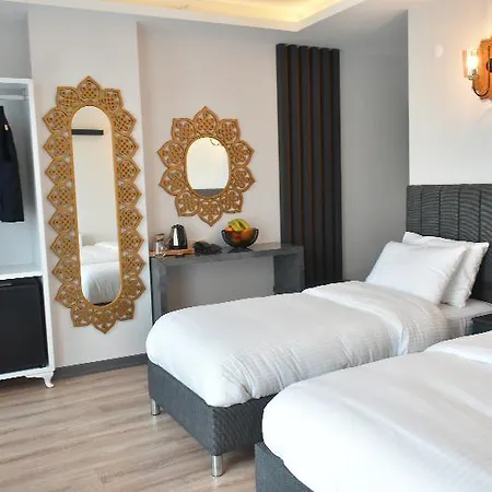 Avcilar Garden מלון 3*